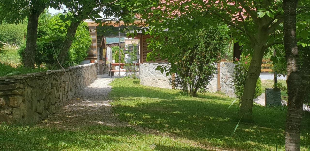 Green Garden Lohovo Bihać Exterior foto